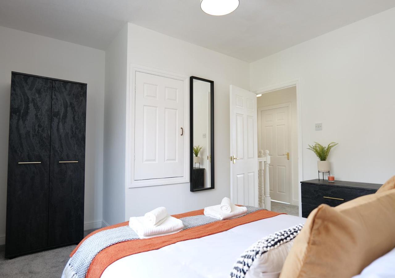Modern Spark Home With Parking, Garden, Wi-Fi Birmingham Exteriér fotografie